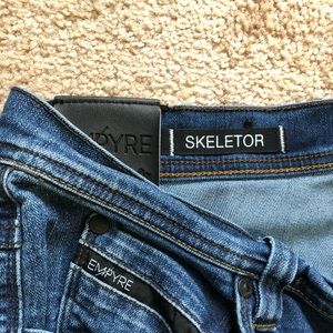 EUC Size 34 Empyre Skeletor slims